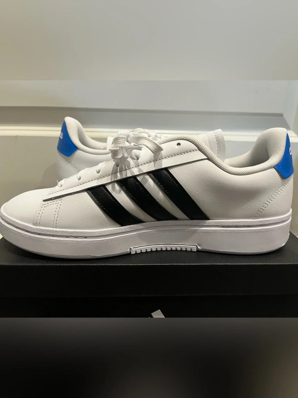 NEW Adidas Grand Court Alpha Low Top Tennis Shoes Men’s 10.5 Sneaker White Black